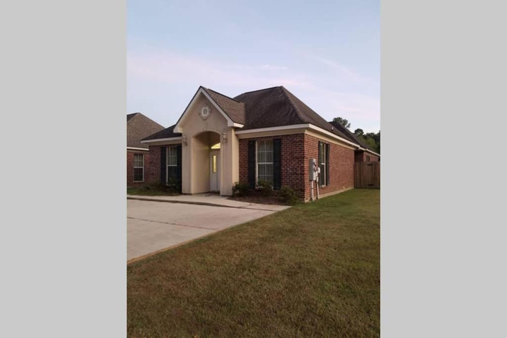 Villa 2 Hammond Exterior photo